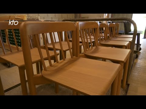 Nouvelles chaises de Notre-Dame : un modèle unique pour la cathédrale