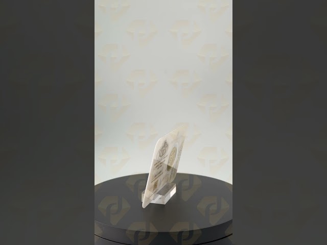 نص جنيه "محمد صلى الله عليه وسلم" ذهب عيار 24 بوزن...