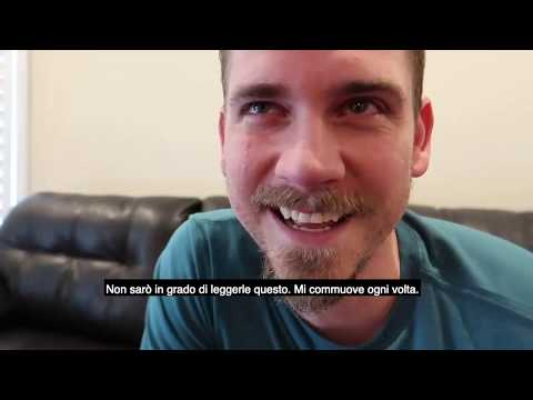 Urrà Eroi - Papà Luca non riesce a trattenersi dall'emozione