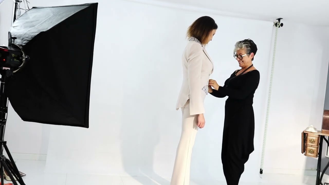 Watch Jakie są modne garnitury damskie Stylizacja na wesele dla mamy now Jakie są modne garnitury damskie Stylizacja na wesele dla mamy