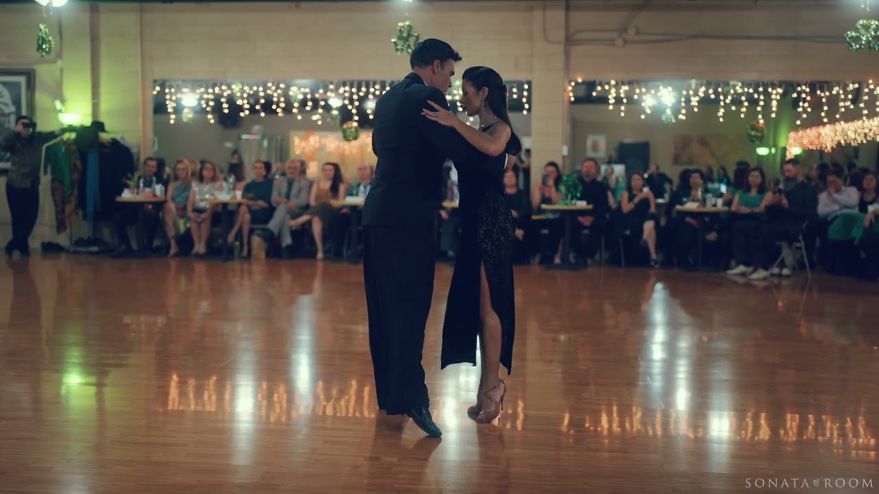 Junior Cervila & Guadalupe Garcia - Sonemos