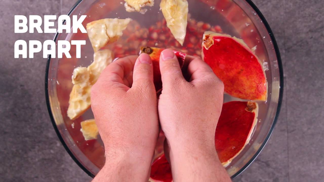 Clean and Easy way to Deseed a Pomegranate
