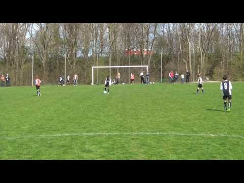 Kolping Boys E2 - Kolping Boys E4 seizoen 2012-2013 deel 5