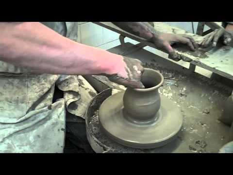 how to throw a one on the wheel one handed