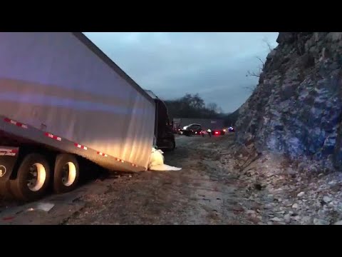 Northbound I-75 in Campbell County closed after crash involving multiple tractor-trailers