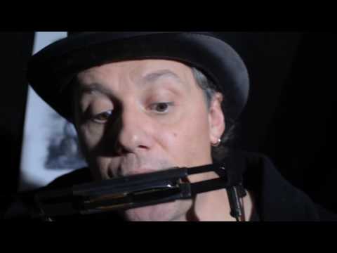 NEIL ARMSTRONG. Drôles de comptines pour les Exploranimaux