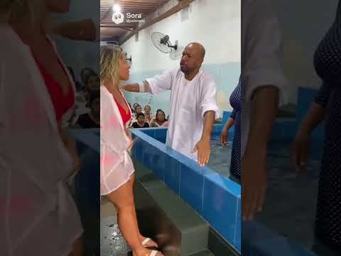 isso aconteceu na igreja meu deus #louvor #typhoon #igreja   #tornado