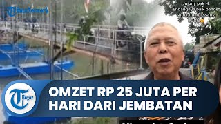 Kabar Viral Kisah Haji Endang Buat Jembatan Perahu di Karawang, Omzet Capai Rp 25 Juta per Hari
