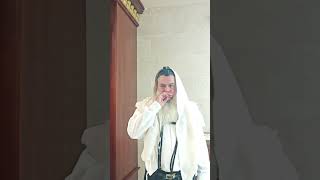 הלכות צום תענית אסתר שיחול ביום חמישי הקרוב (הרב יגאל כהן) - התמונה מוצגת ישירות מתוך אתר האינטרנט יוטיוב. זכויות היוצרים בתמונה שייכות ליוצרה. קישור קרדיט למקור התוכן נמצא בתוך דף הסרטון