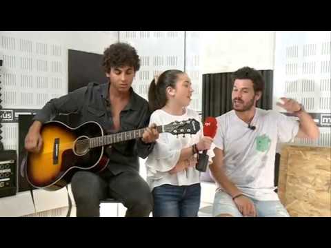 Taburete y Celia cantan Amos del Piano Bar