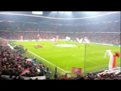 Fc Bayern live im Stadion - Einlauf Bayern vs. Dortmund DFB-Pokal