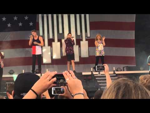 Beyoncé Medley - Pentatonix LIVE at Allen, TX