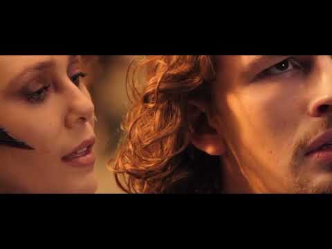 Feiticeira Escarlate vs Kamar Taj/ Doutor Estranho no multiverso da loucura