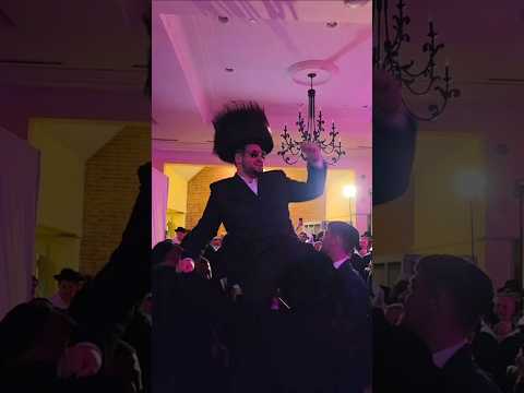 Chasuna dancing and mitzvah tanz at Eli Weber’s chasuna