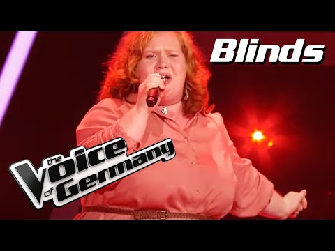 Gloria Gaynor - I Will Survive (Natalie Behnisch) | The Voice of Germany | Blind Audition
