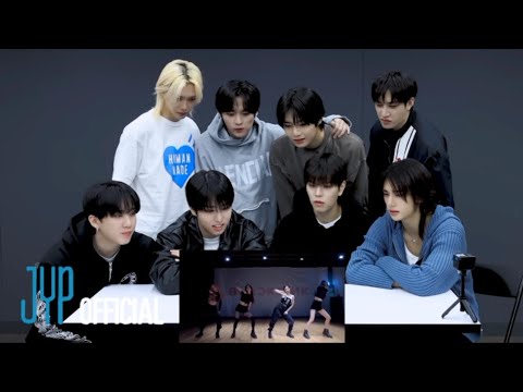 Stray Kids Reaction To Blackpink - 'Kill This Love' Dance Practice Video [FMV]