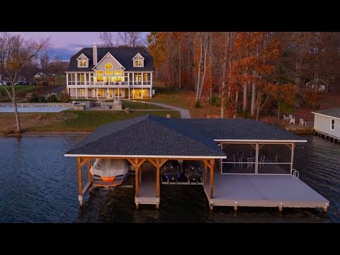 Take a Tour of This Luxury Waterfront Home at Lake Anna!
