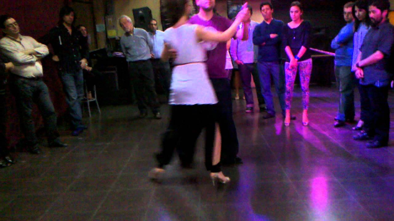 Daniela Roig y Hernán Prieto, Clase de tango en La Viruta (08-09-2011)