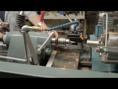 Универсальный токарный станок KINGSTON HJ-1100 - Видео c Youtube №1