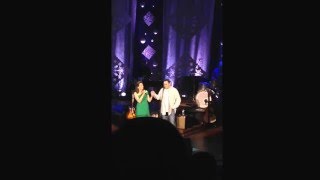 Amy Grant &amp; Vince Gill - Til The Season Comes Round Again