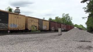 preview picture of video 'NS train V11 Blackstone, VA 4.20.12'
