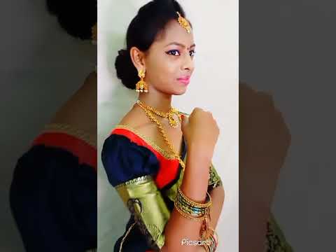 Rupika's makeup and sare frock style