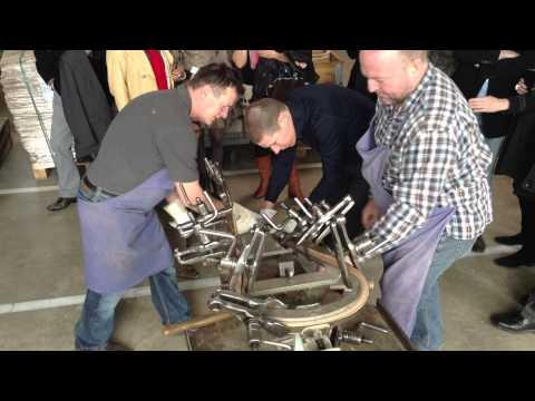 Bending wood @ THONET