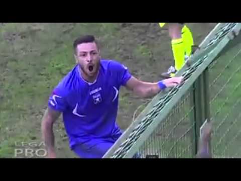 L'esultanza di Caccavallo