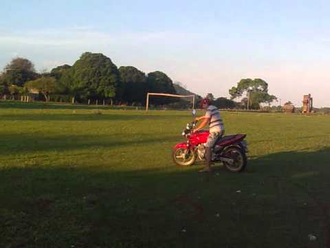 twister, fazendo graça em bodoquena.