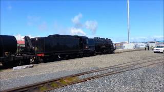 preview picture of video 'Steam Train, Ka 942 shunts in Invercargill.'