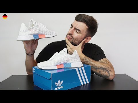 black adidas deerupt