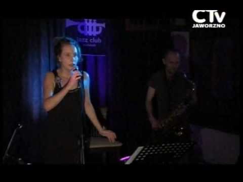 2/5 Beata Banasik - Żyją pieśni