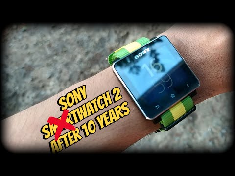 Using Sony SmartWatch 2 in 2024 - Is It Still Worth It? | Retro Tech | RandomRepairs