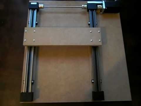 Achsportalaufbau mit 2 x ZLW-0630 der Fa. igus
