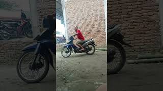 Download lagu Jangan  kabur woy🤣🤣🤣 mp3