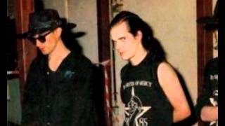 The Sisters Of Mercy - Ghost Rider/Louie Louie (Manchester University 13th Oct 1984)