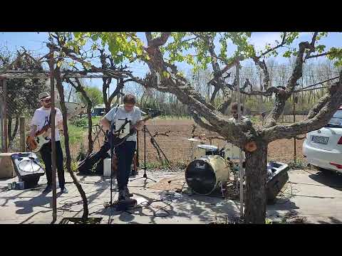 Ladri di Biciclette, Grecia. Concierto del sábado santo en el festival Rural Players 2022.