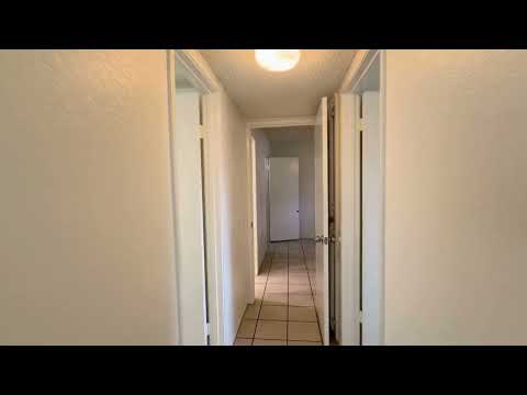 Redlands Townhouse in Great Complex 2+ 1.5 AVAILABLE NOW property video
