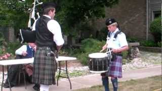preview picture of video 'Malcolm Hill Kincardine MSR 2012-07-07 SANY1089'