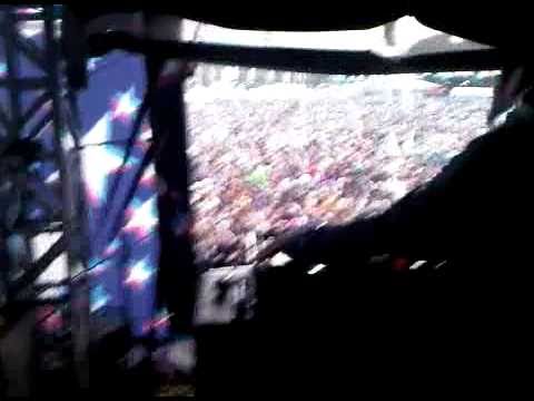 PETE GOODING DJING AT BESTIVAL '10  PLAYING 'DO IT IN THE ROAD' [LULU REOUGE RE-EDIT] BY THE BEATLES