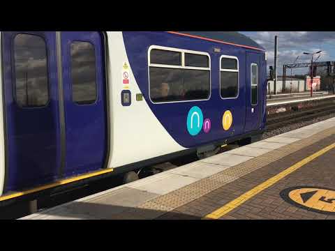 Trains at Wigan North Western (16/02/2019) (ft 57316 and 57601)