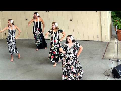 Pua Lililehua with Akala Dance Studio Elima class