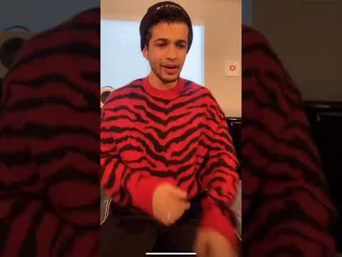 jordan fisher sings waving through a window on tik tok live !