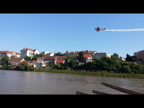 Peter Podlunšek poletel nad Dravo na Festivalu Lent