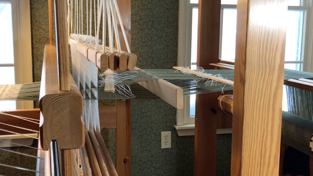 Damask with Half-Heddles and a Weaving Sword