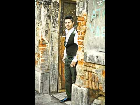 Yiğit Beşkardeşler - Bir Kız Gördüm