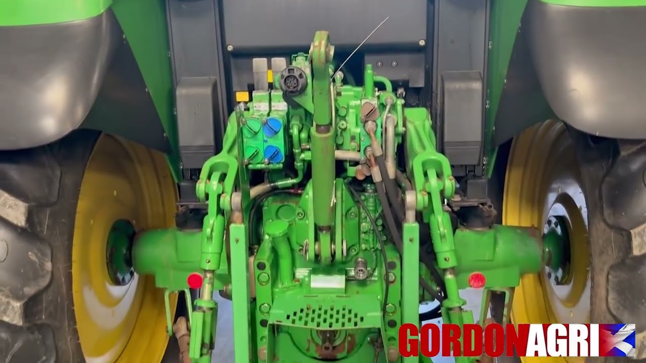John Deere 6330