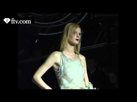 ROBERT CARY WILLIAMS MIX PE 01