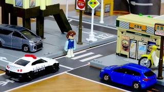 この道路最高に良いです！1/64 車道マスキングテープ トミカ トミカタウンと相性抜群・速度表示や横断歩道に転回禁止 バリエーションも豊富の最強ガチャかもしれません！
