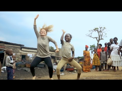 Masaka Kids Africana Dancing Together We Can ft 3wash_hip_hop & Karina Palmira